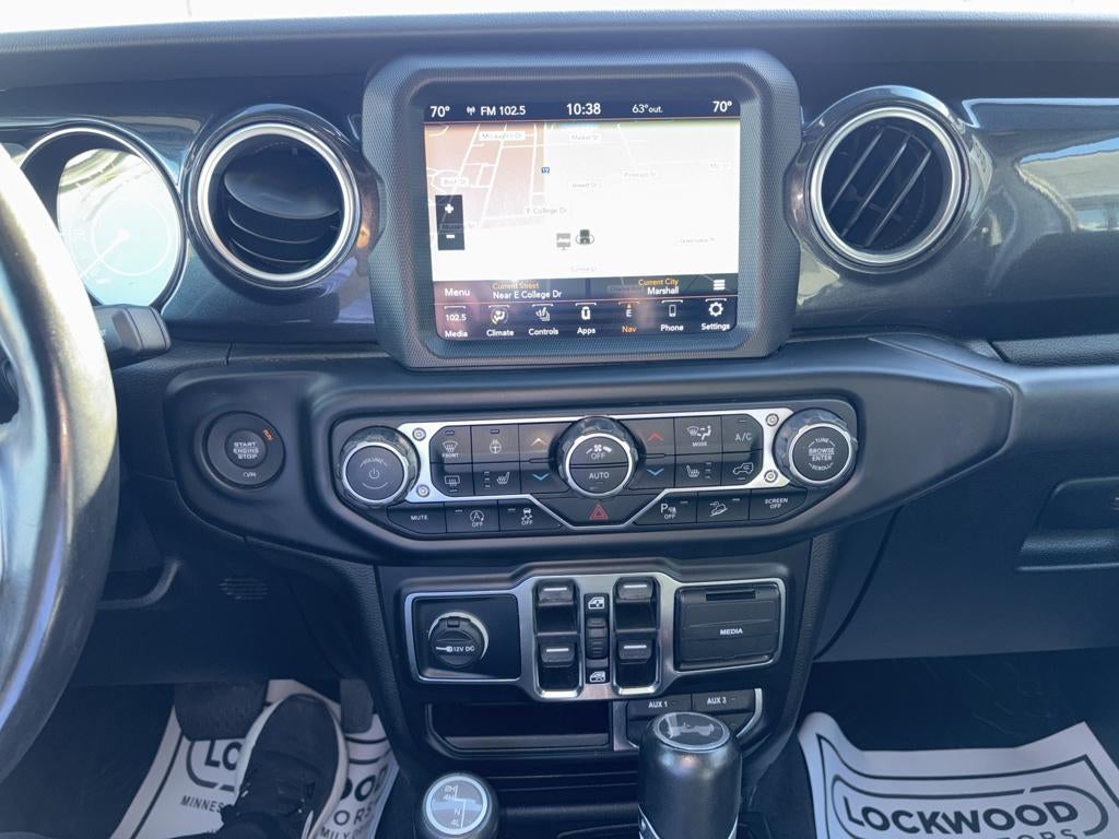 2020 Jeep Wrangler Sahara Altitude