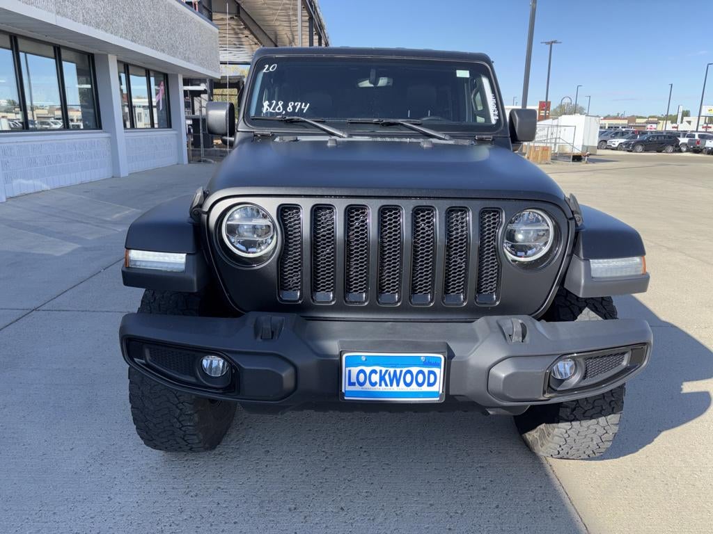 2020 Jeep Wrangler Sahara Altitude