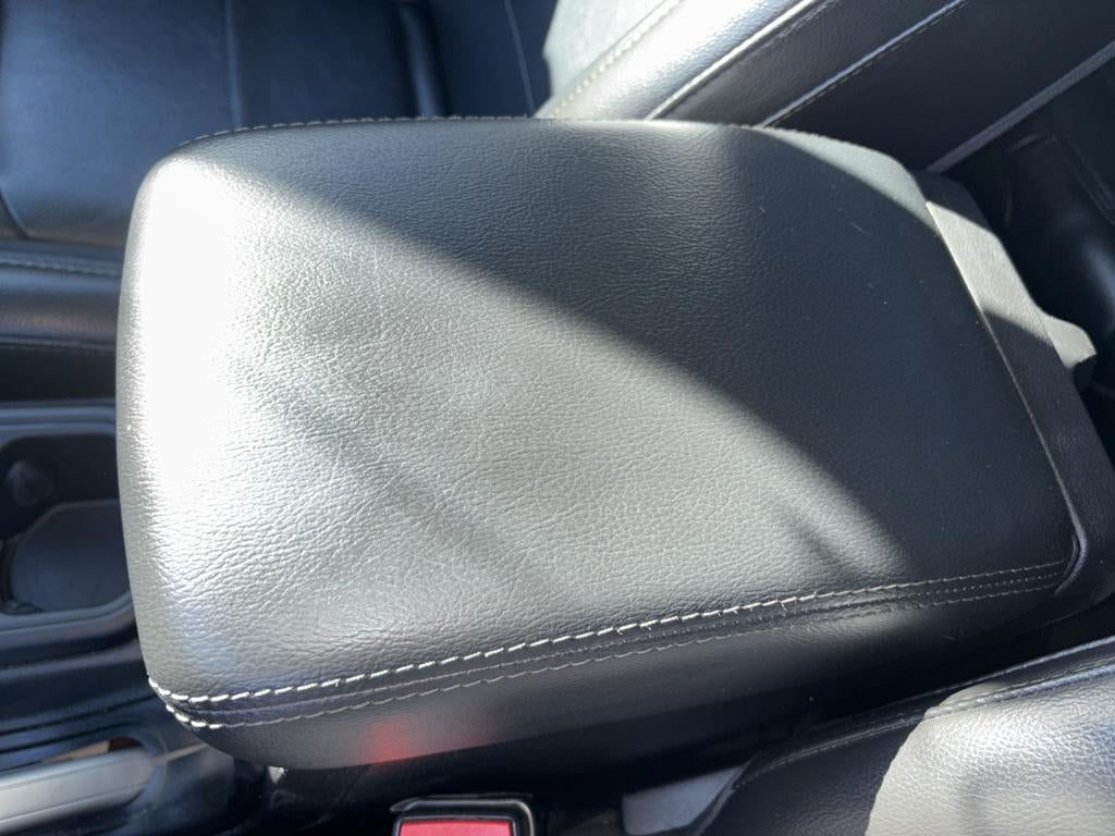 2020 Jeep Wrangler Sahara Altitude