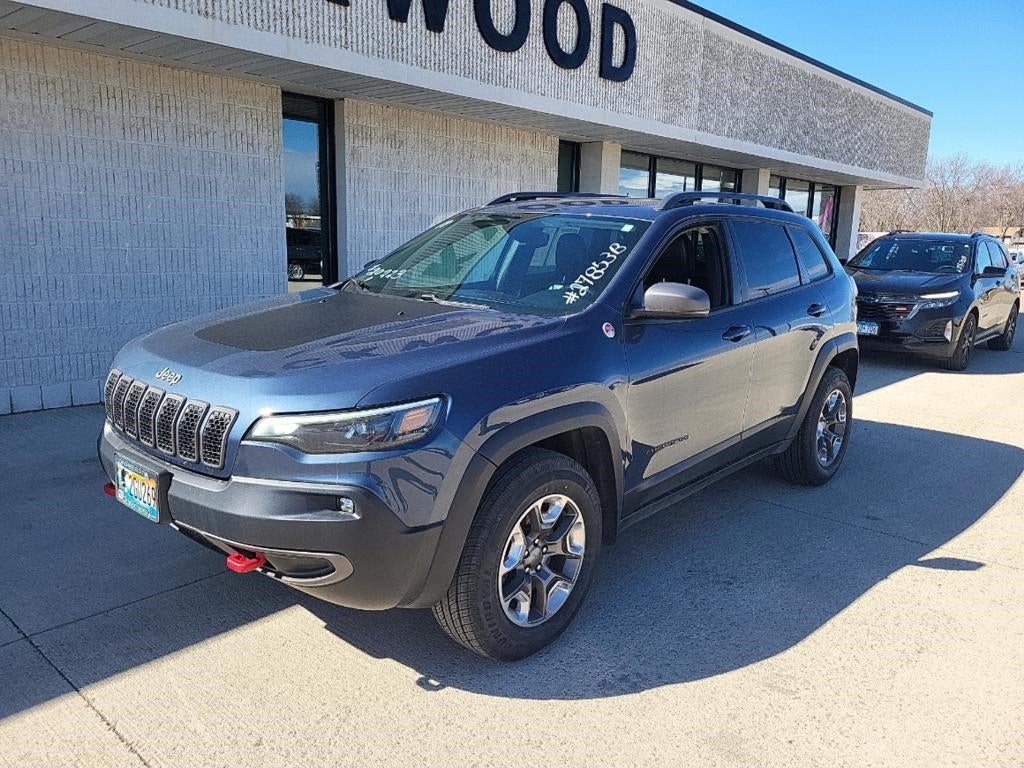 Used 2019 Jeep Cherokee Trailhawk with VIN 1C4PJMBX1KD415420 for sale in Marshall, Minnesota