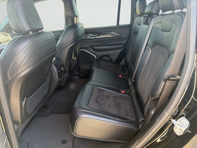 2022 Jeep Grand Cherokee Altitude