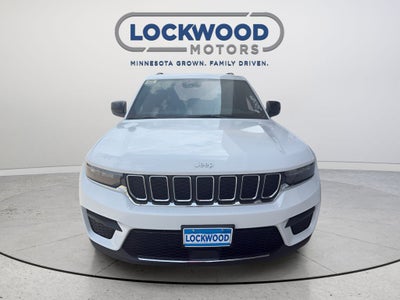 2026 Jeep Grand Cherokee Laredo