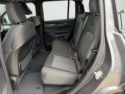 2026 Jeep Grand Cherokee Laredo X