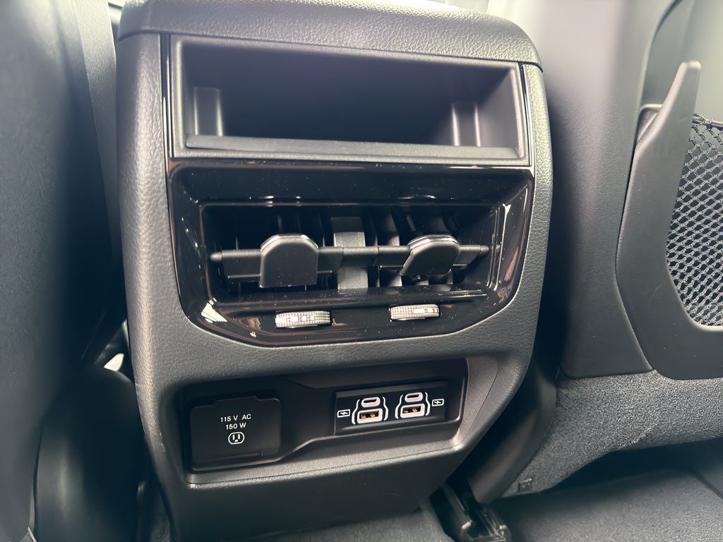 2026 Jeep Grand Cherokee Laredo X