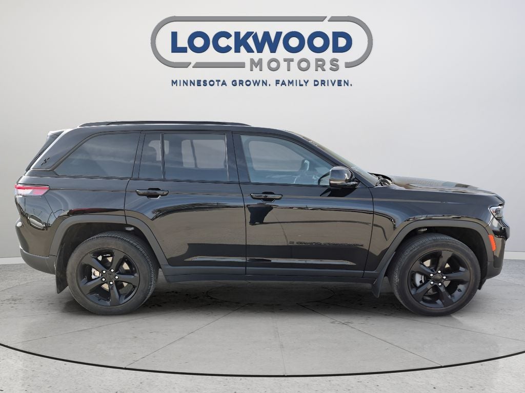 2023 Jeep Grand Cherokee Altitude