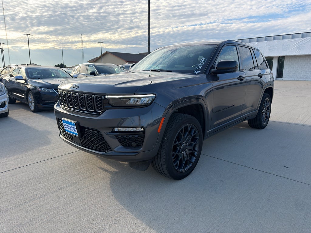 2025 Jeep Grand Cherokee Summit