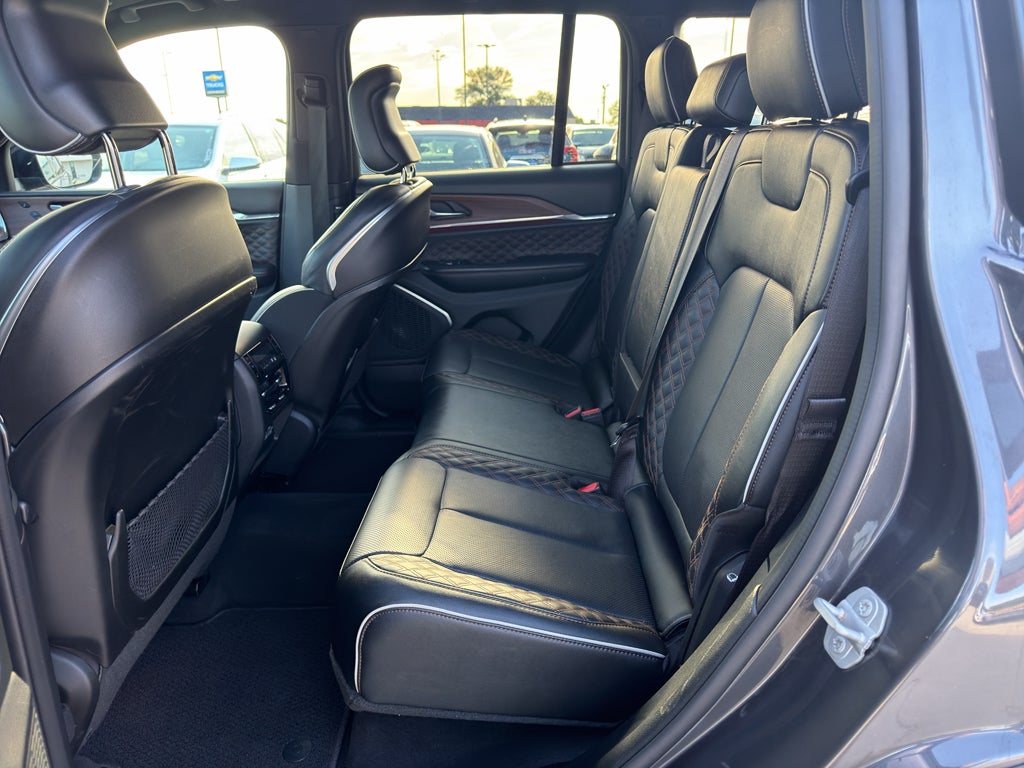 2025 Jeep Grand Cherokee Summit