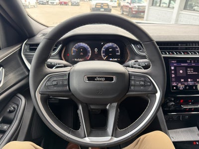 2026 Jeep Grand Cherokee L Laredo / Altitude