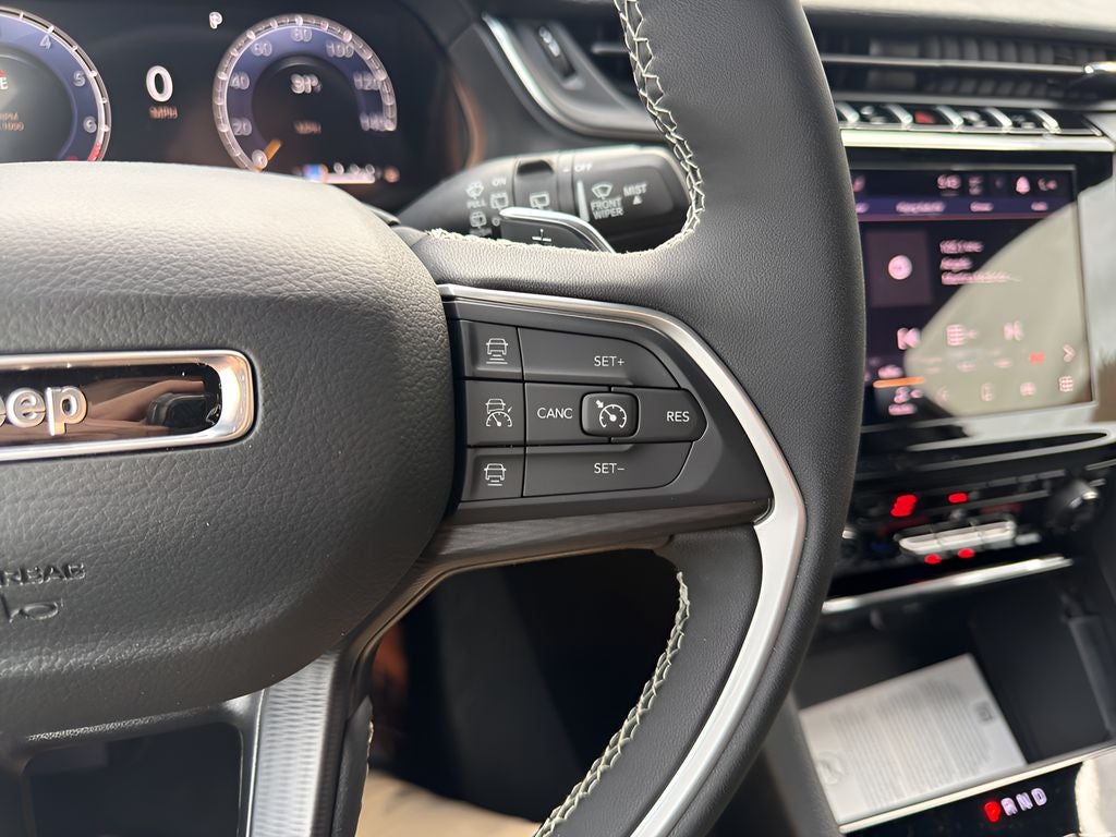 2026 Jeep Grand Cherokee L Laredo / Altitude