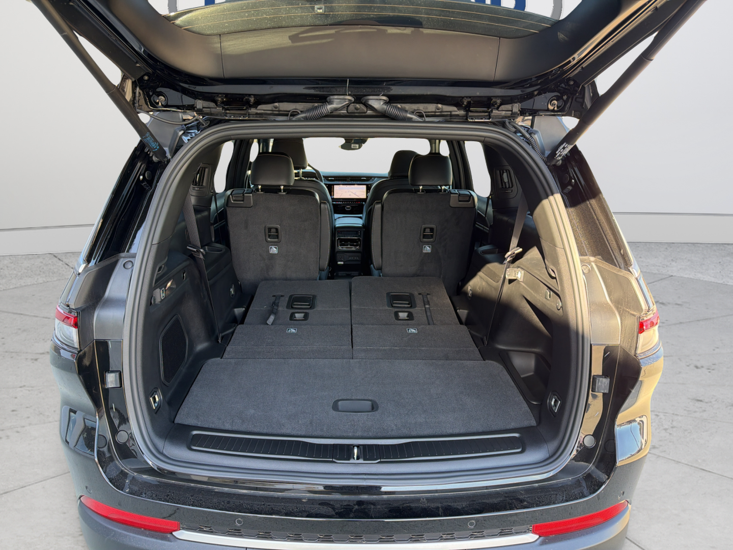 2027 Jeep Grand Cherokee L Limited