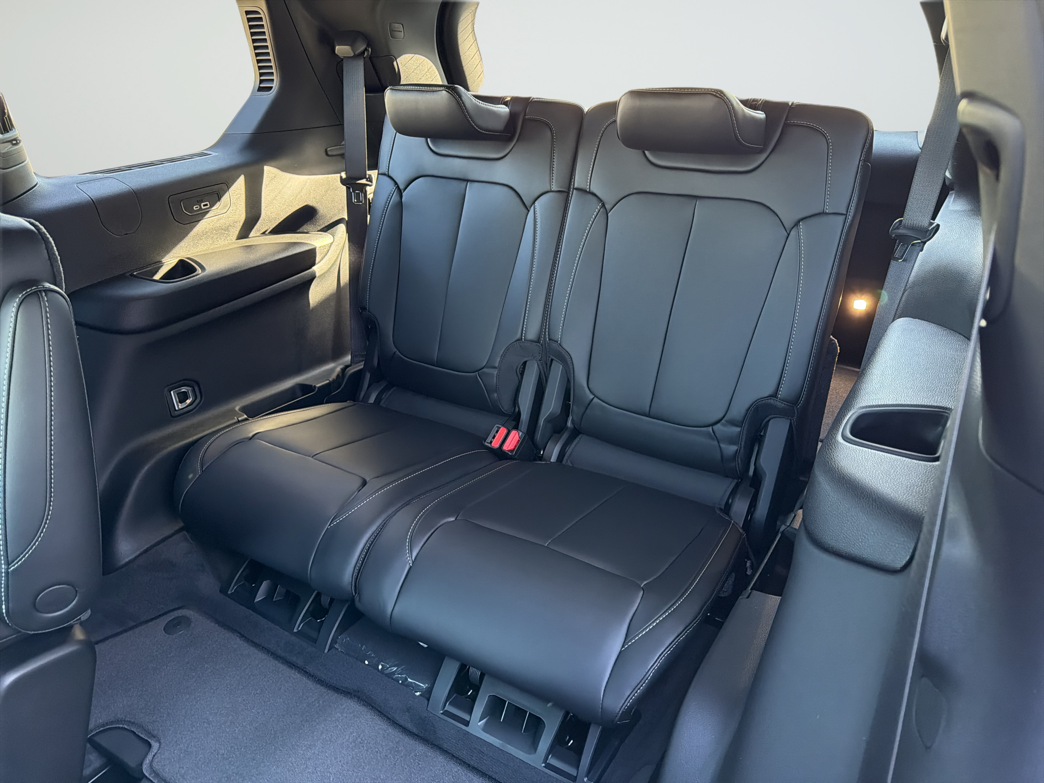 2027 Jeep Grand Cherokee L Limited