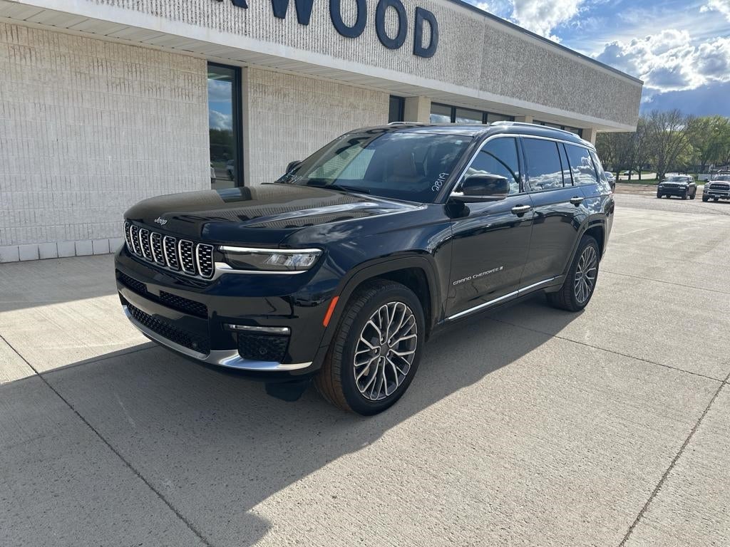 Used 2023 Jeep Grand Cherokee L Summit Reserve with VIN 1C4RJKEGXP8846508 for sale in Marshall, Minnesota