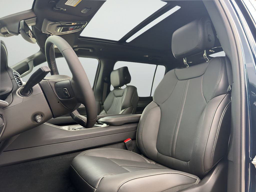 2026 Jeep Grand Wagoneer Base