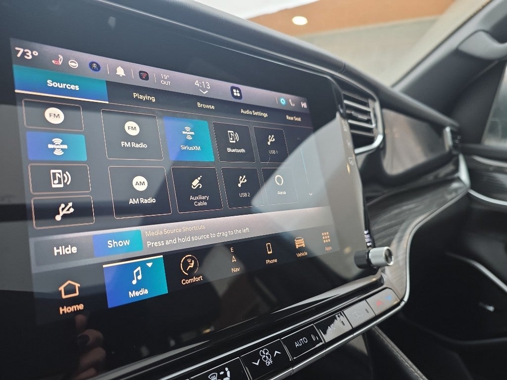 2022 Jeep Wagoneer Series III