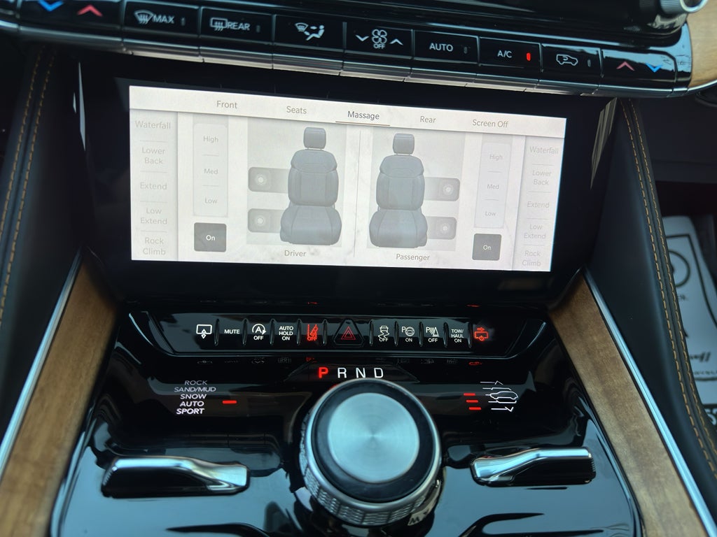 2024 Jeep Grand Wagoneer Series III