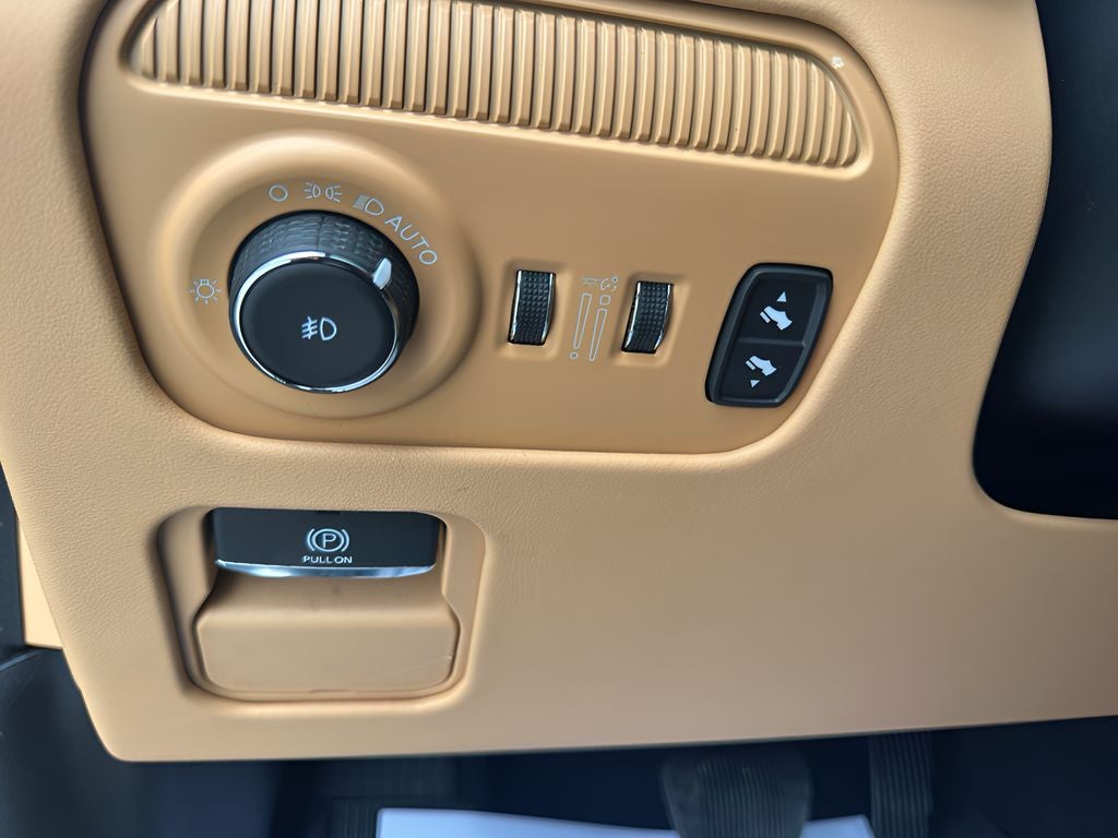 2025 Jeep Grand Wagoneer Series III Obsidian