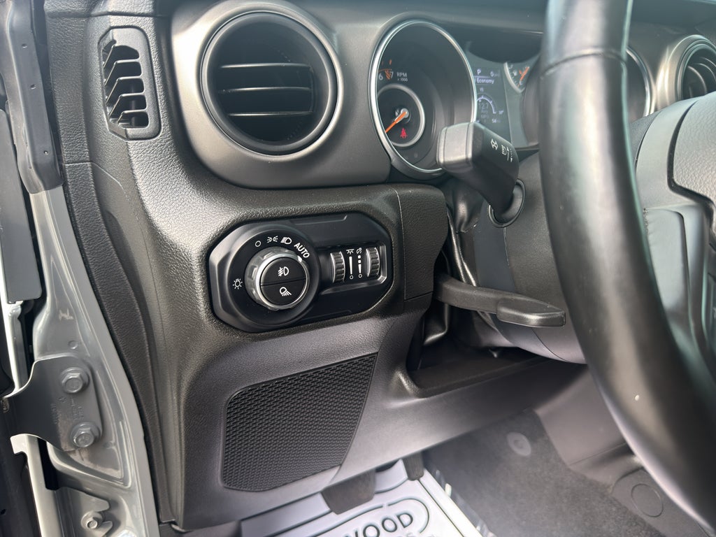 2022 Jeep Gladiator Willys