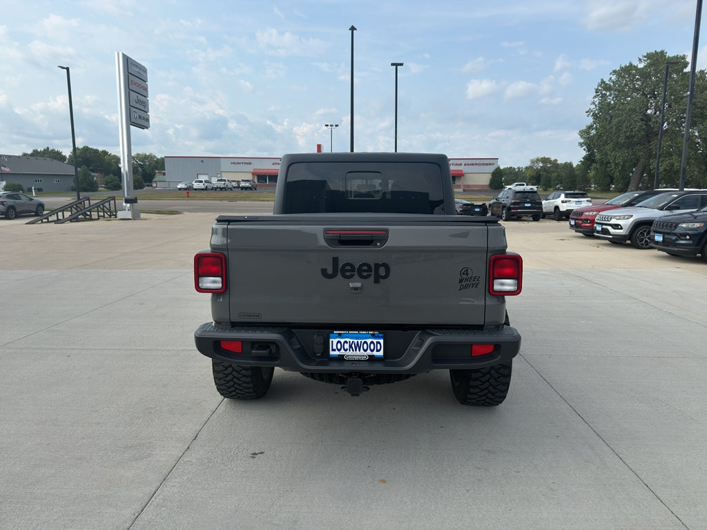 2022 Jeep Gladiator Willys