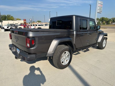 2022 Jeep Gladiator Sport S
