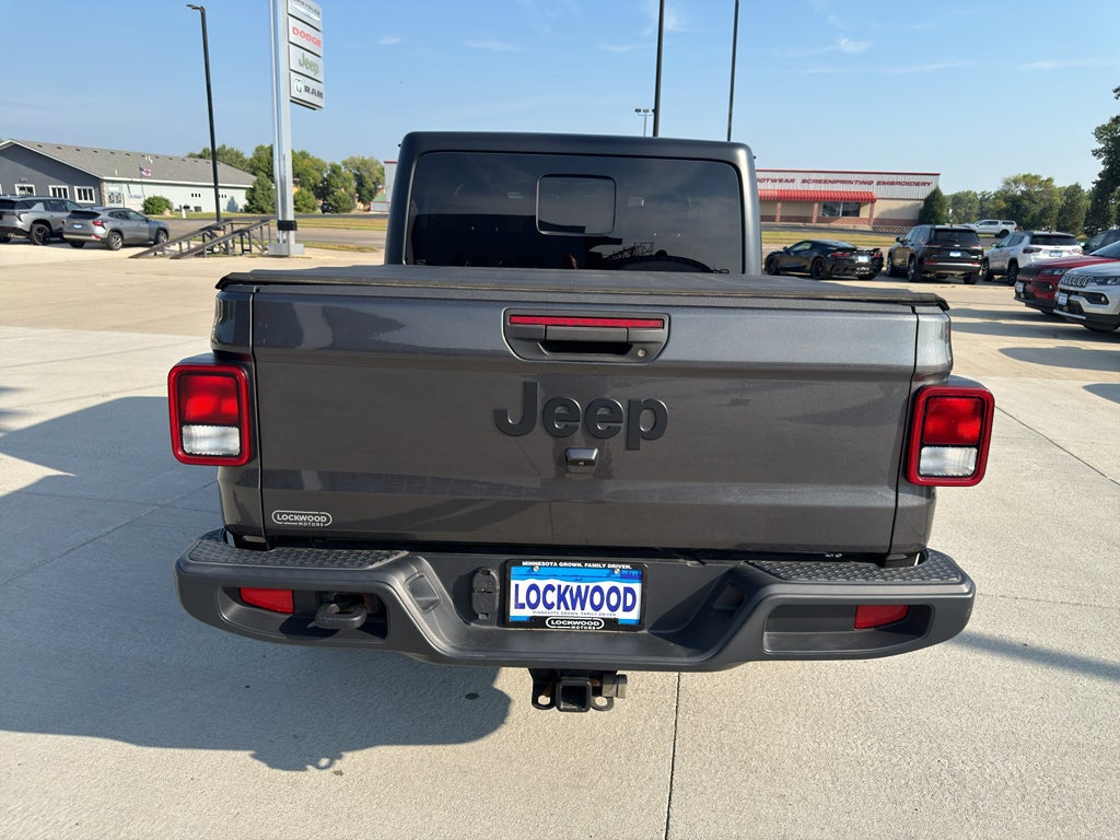 2022 Jeep Gladiator Sport S