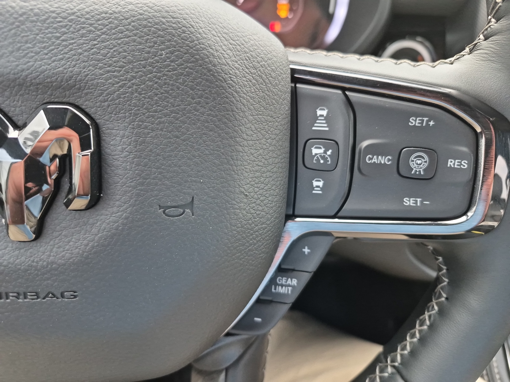 2027 RAM 1500 Limited