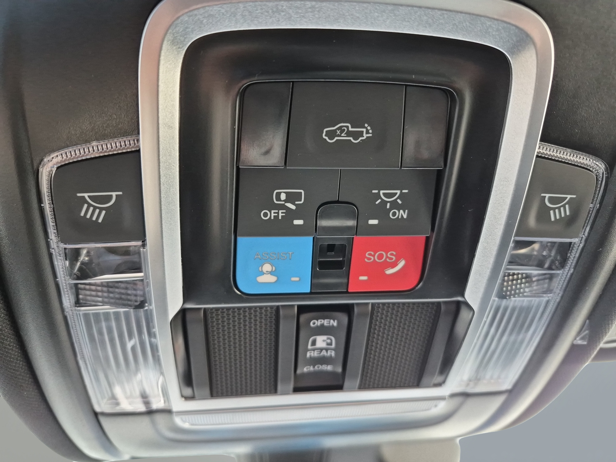 2027 RAM 1500 Limited