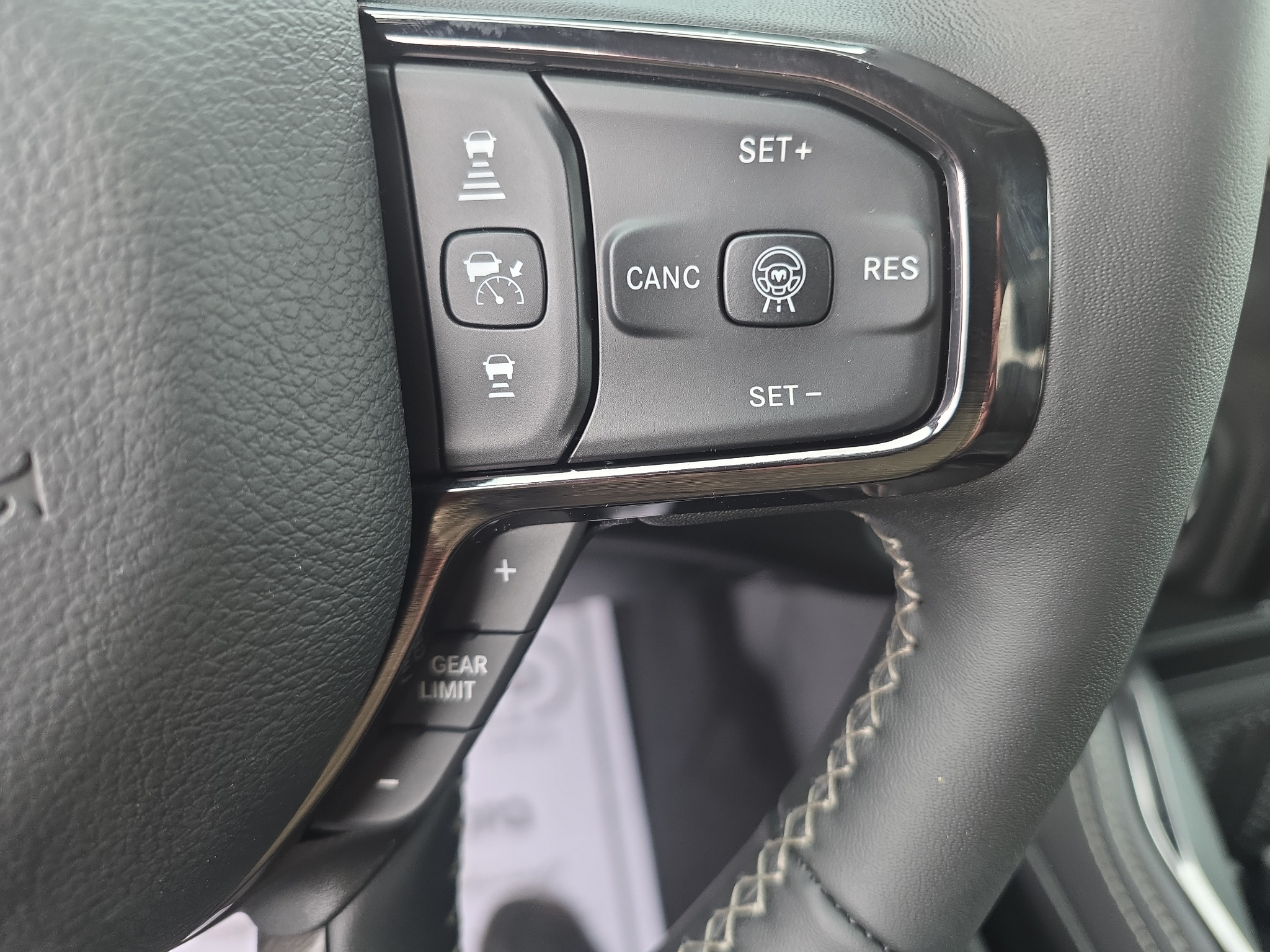2027 RAM 1500 Limited