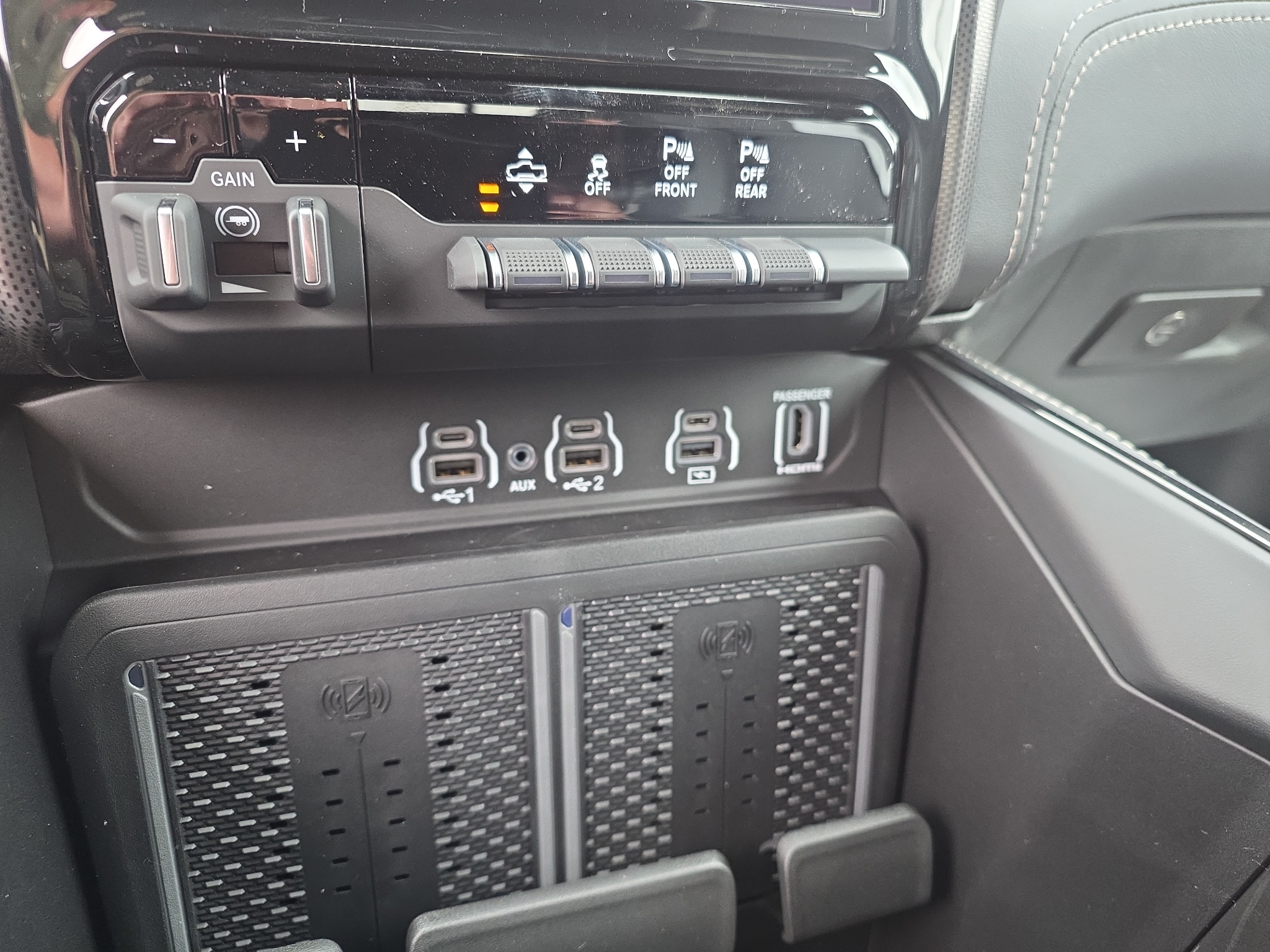 2027 RAM 1500 Limited
