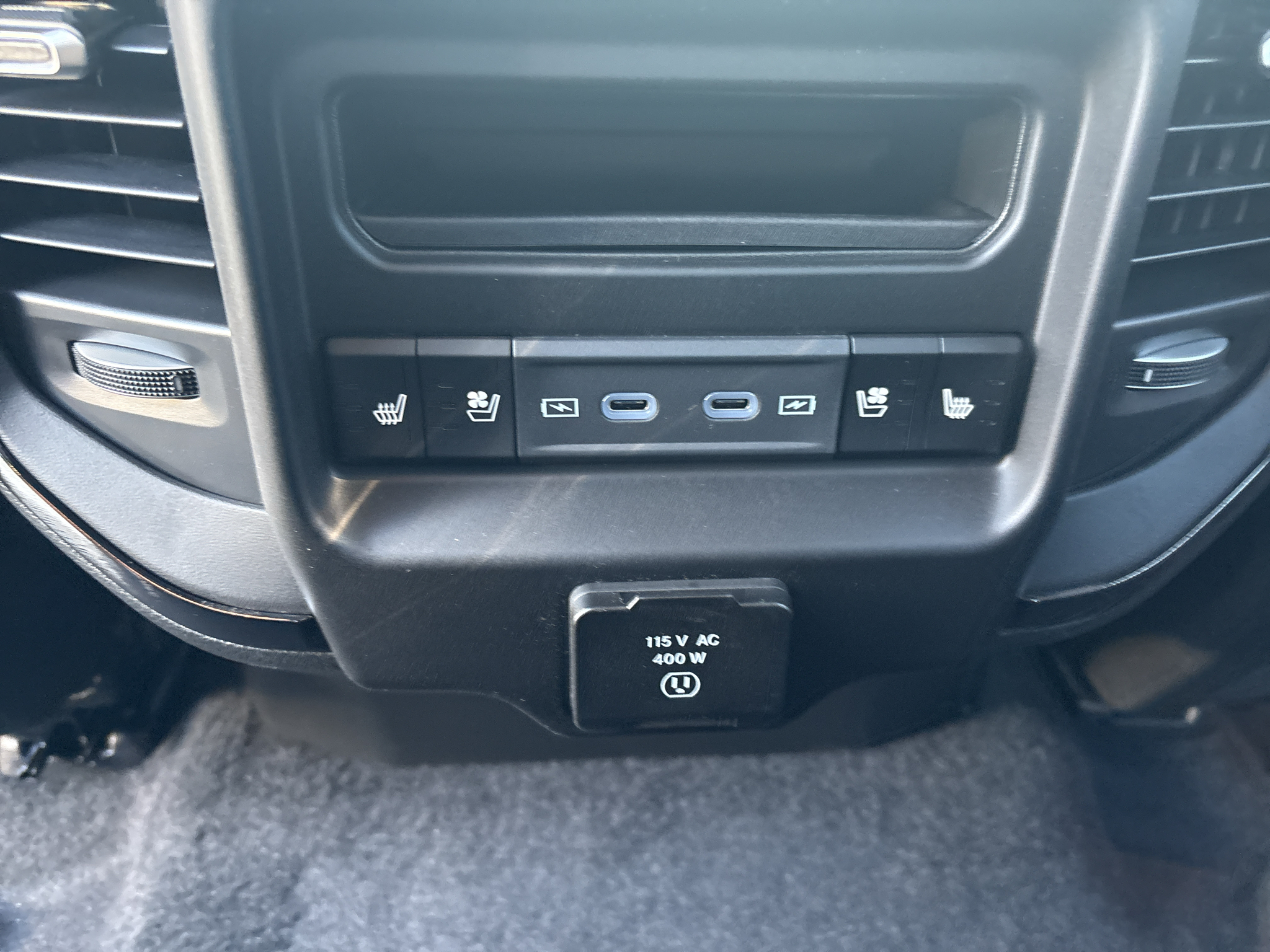 2027 RAM 1500 Limited