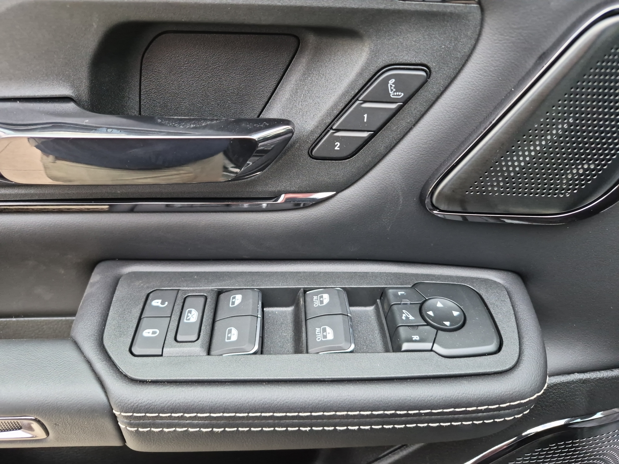 2027 RAM 1500 Limited