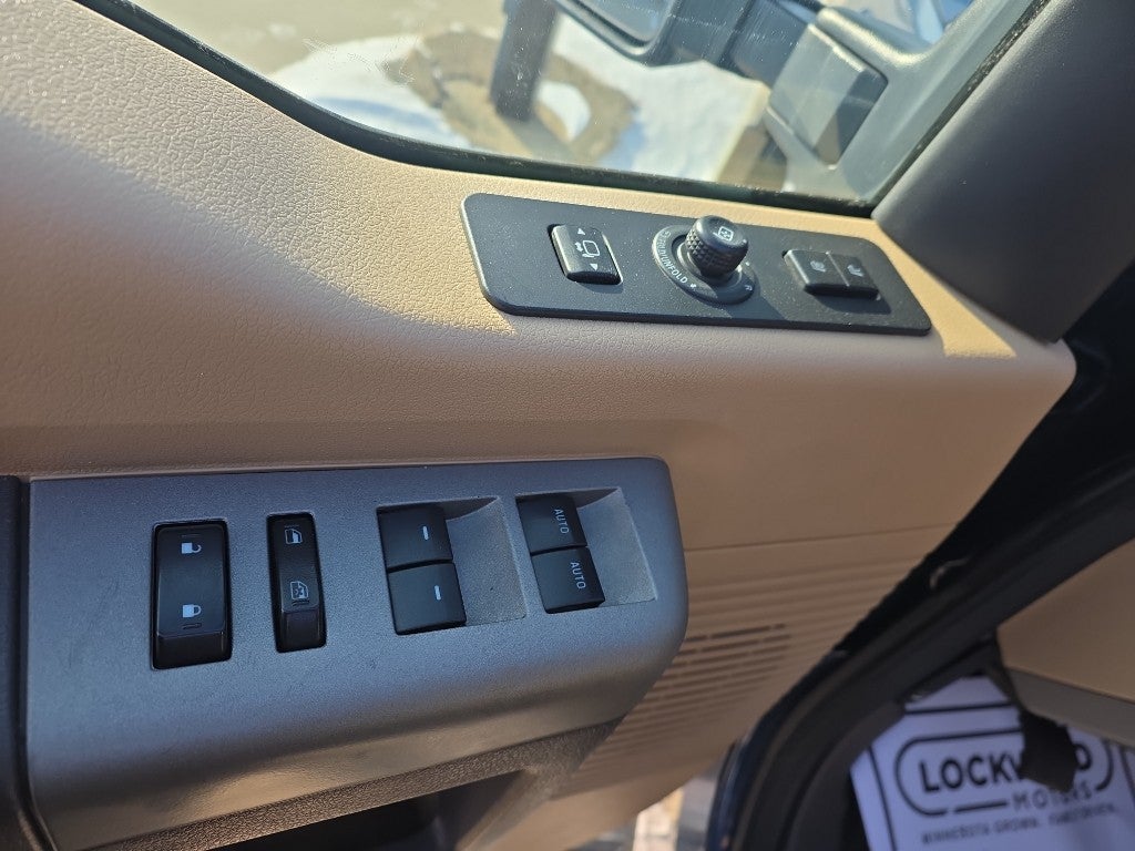 2016 Ford F-350 Super Duty Lariat