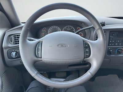 2002 Ford F-150 Base