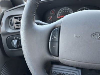 2002 Ford F-150 Base
