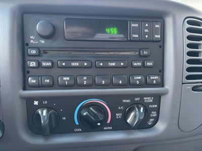 2002 Ford F-150 Base