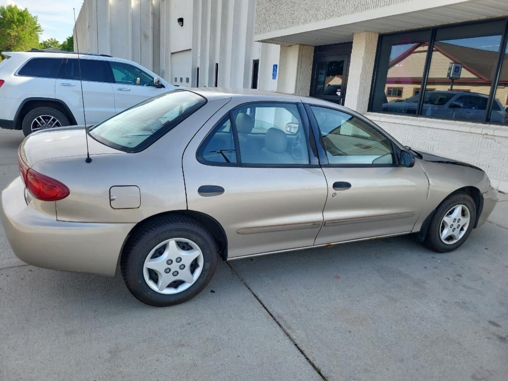 Used 2004 Chevrolet Cavalier  with VIN 1G1JC52F747325986 for sale in Marshall, MN