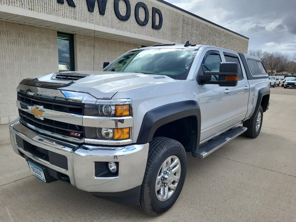 Used 2018 Chevrolet Silverado 3500HD LT with VIN 1GC4KZCY3JF148188 for sale in Marshall, Minnesota