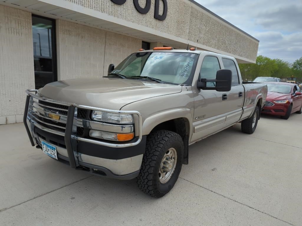 Used 2001 Chevrolet Silverado LT with VIN 1GCHK23G11F146035 for sale in Marshall, Minnesota