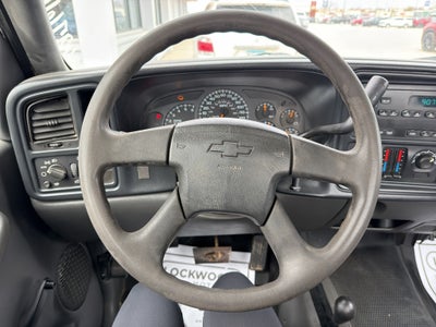 2004 Chevrolet Silverado 2500 Work Truck