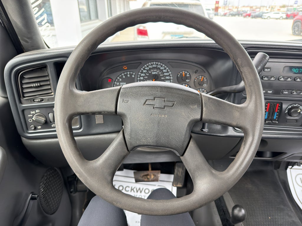 2004 Chevrolet Silverado 2500 Work Truck