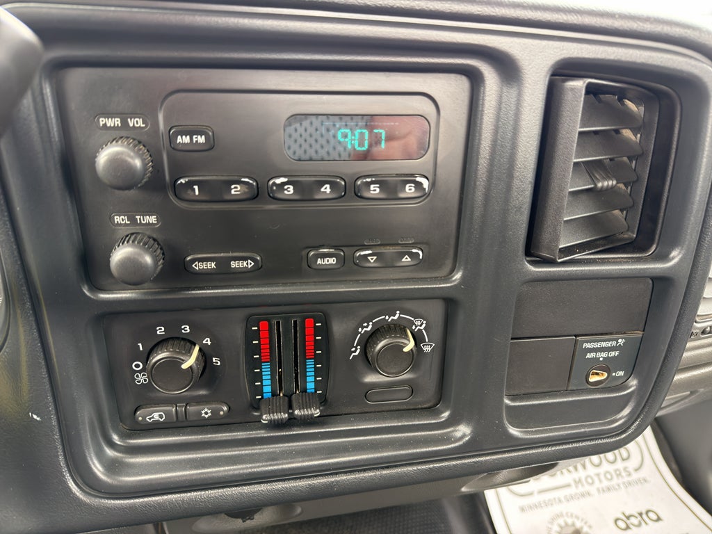 2004 Chevrolet Silverado 2500 Work Truck