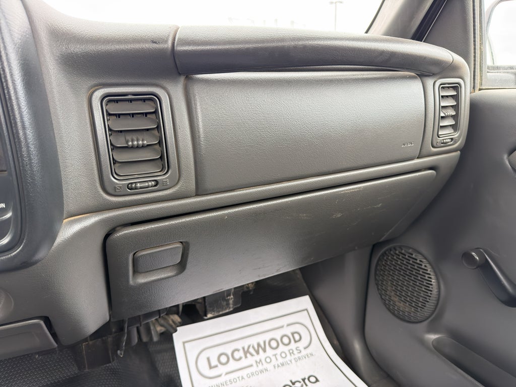 2004 Chevrolet Silverado 2500 Work Truck
