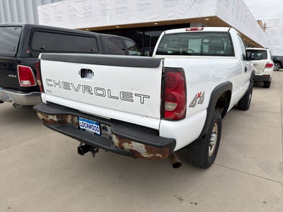 2004 Chevrolet Silverado 2500 Work Truck