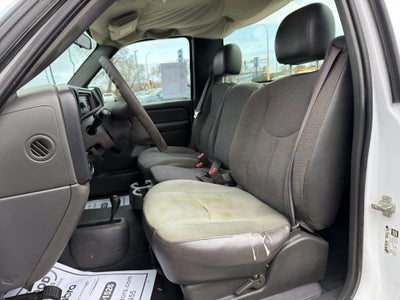 2004 Chevrolet Silverado 2500 Work Truck