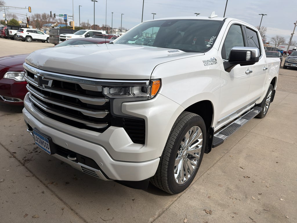 Used 2023 Chevrolet Silverado 1500 High Country with VIN 1GCUDJE87PZ248228 for sale in Marshall, Minnesota