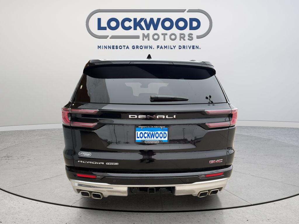 2024 GMC Acadia Denali
