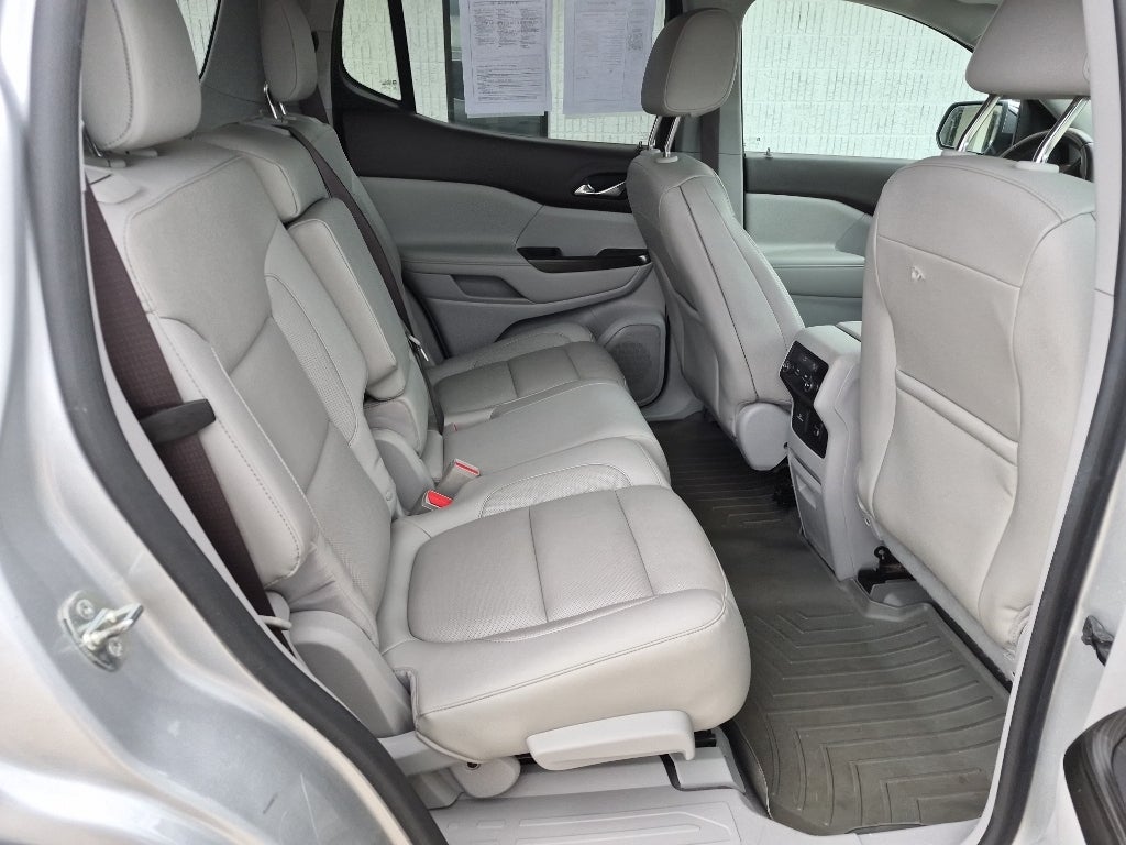 2017 GMC Acadia SLT