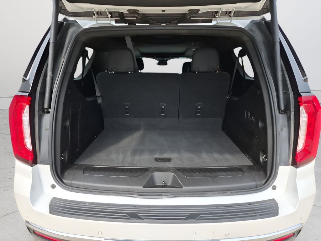 2023 GMC Yukon XL 1500 SLT