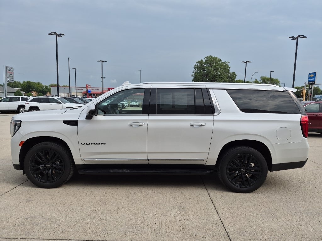 2023 GMC Yukon XL 1500 SLT