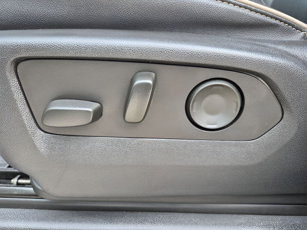 2023 GMC Yukon XL 1500 SLT