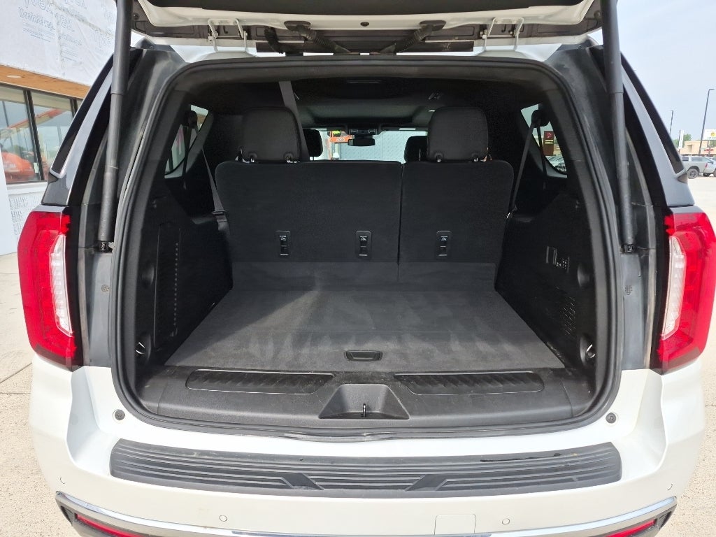 2023 GMC Yukon XL 1500 SLT